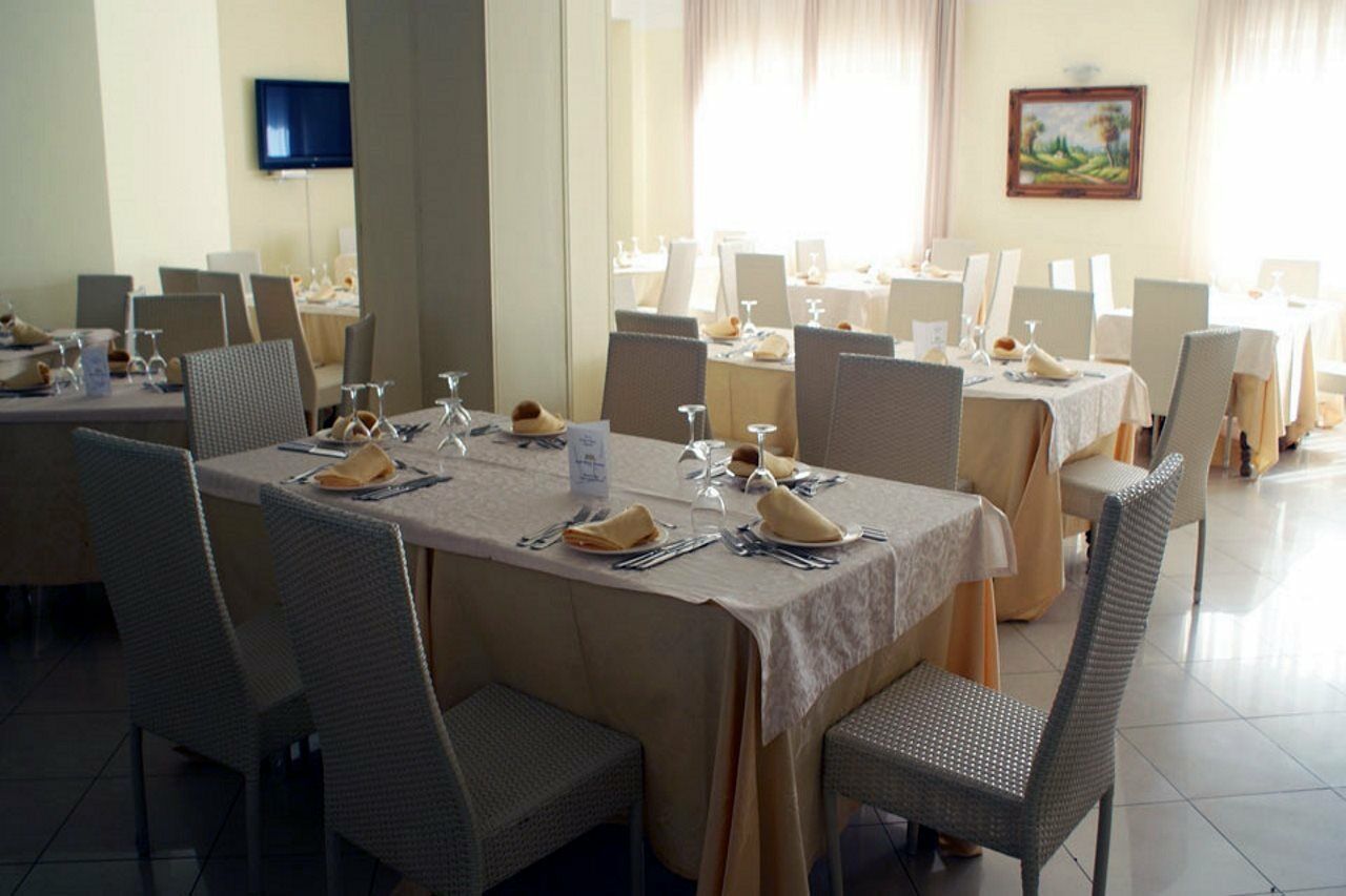 Hotel Club Kennedy 4*
