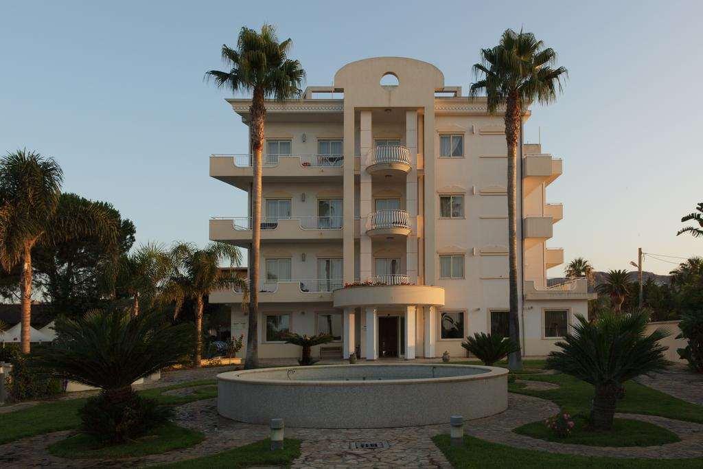 Club Kennedy 4*